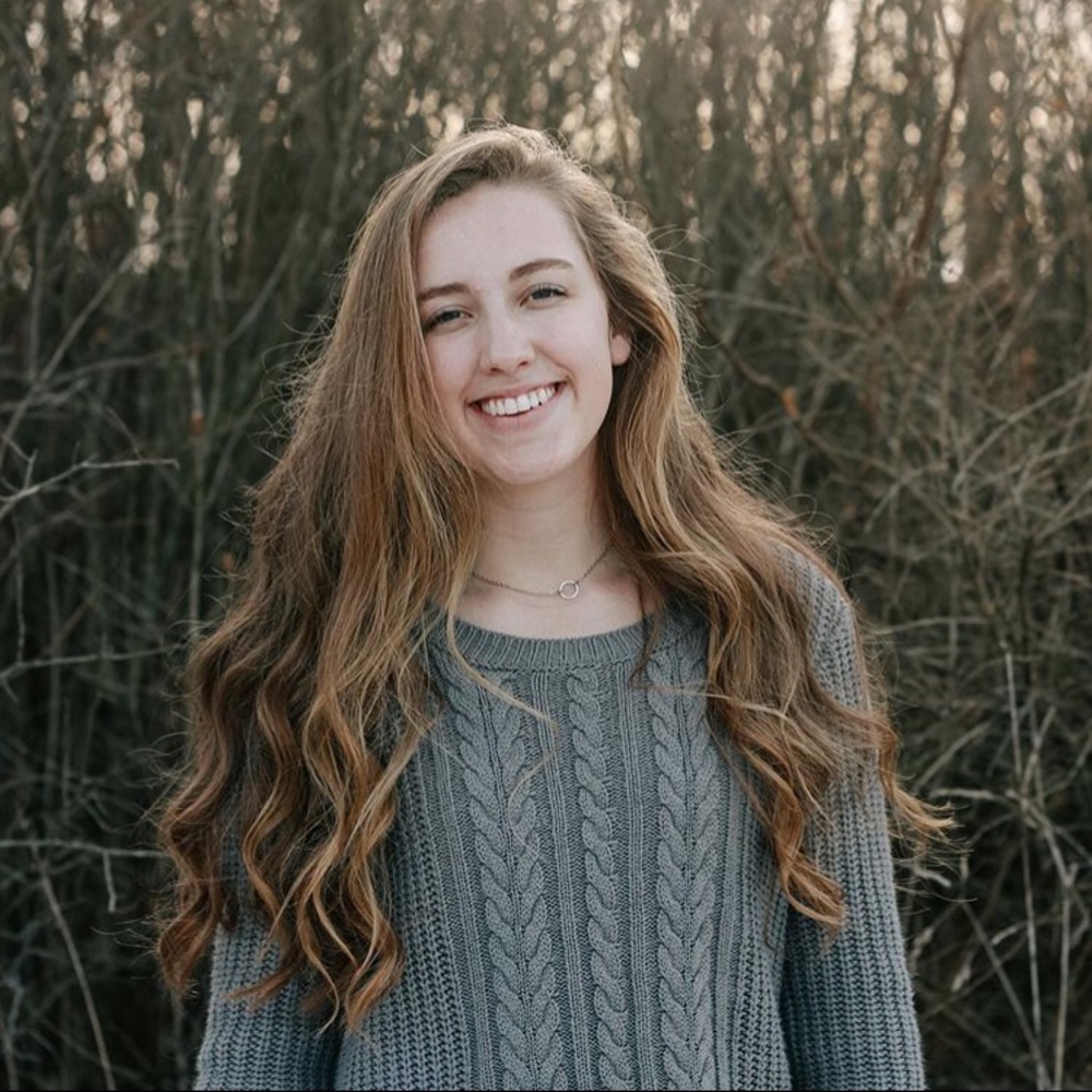 Meet your Posher, Becca